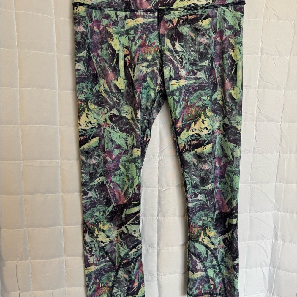 Colorful Abstract Print cropped Lululemon Leggings
